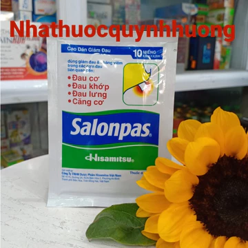 Cao dán SALONPAS túi 10 miếng 6.5cm x 4.2 cm giúp giảm đau nhanh