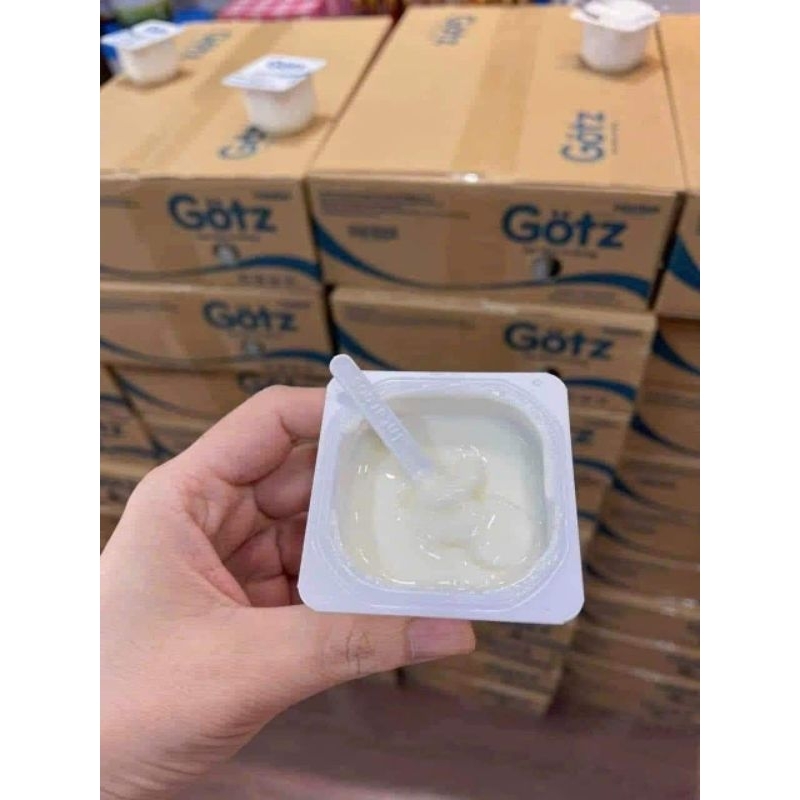 Sữa chua Gotz được làm từ men sữa chua đặc trưng (thùng 48 hộp)