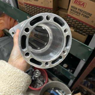 Vỏ Nhôm Thân Trên (Cổ Nhôm) Mặt Vuông lắp Máy Đục Bê Tông dòng PH95