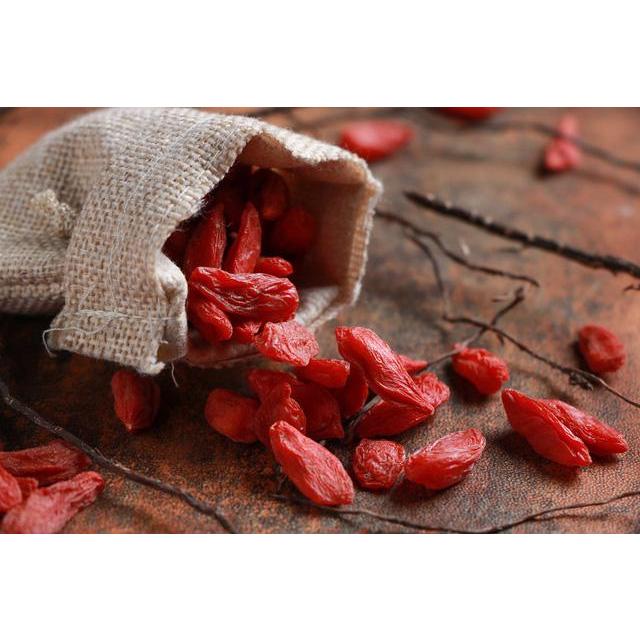 Kỷ tử đỏ Wakamono Organic của vùng Ninh Hạ không sấy lưu huỳnh, không chất bảo quản.