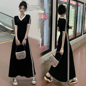 Váy đầm mùa hè nữ hottrend 2024 bồng xòe cộc tay cổ chữ V họa tiết kẻ sọc viền retro năng động MT33 SP149
