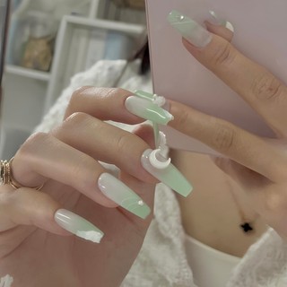 NANTY Nailbox thiết kế ombre xanh lá đính chram M203