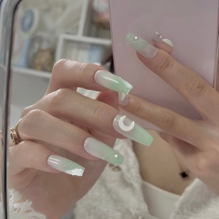 NANTY Nailbox thiết kế ombre xanh lá đính chram M203