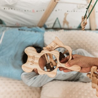 Đồ chơi lục lạc bằng gỗ Montessori dành cho em bé – Đồ chơi gỗ Chàng Trai Gỗ