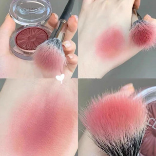 Cọ trang điểm má hồng lông thưa chất lông mềm mại giúp lớp trang điểm tự nhiên