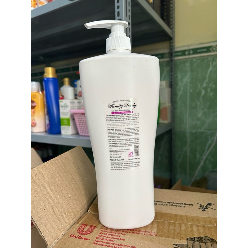 Sữa Tắm Trắng Da Familiar Tinh Chất Sữa Dê chai 1000ml