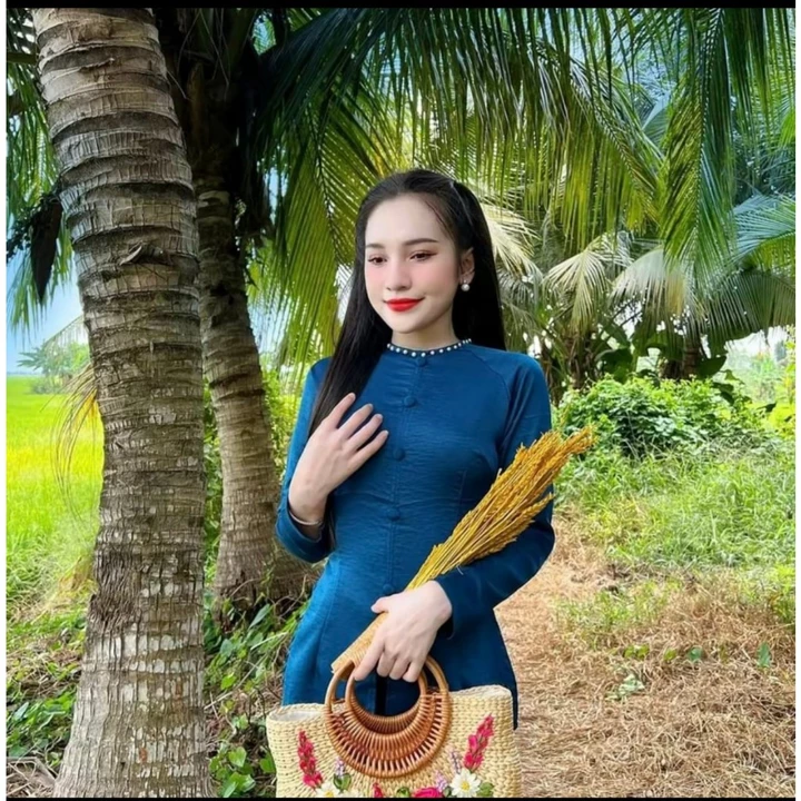 Lẻ áo bà ba nút ngọc bọc cổ xẻ tà sang trọng quý phái, áo bà ba phong cách hiện đại