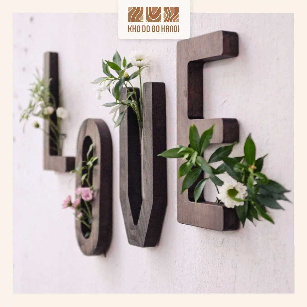 Chữ gỗ, chữ gỗ trang trí, chữ dán tường, chữ dán decor size 20cm chất liệu gỗ màu tối - khodogohanoi