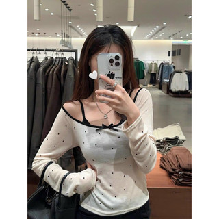 Áo thun chấm bi dài tay hở vai cute