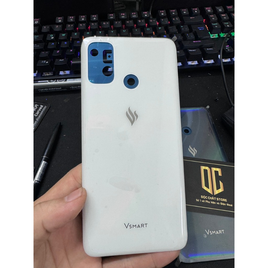 Nắp lưng điện thoại Vsmart Joy 4 mới 100%