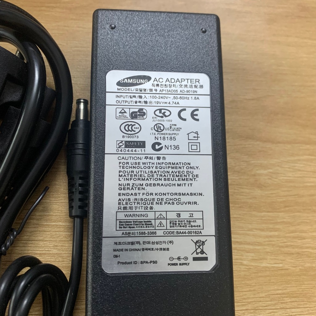 Sạc Laptop Samsung 19V - 4.74A 90W dành cho Laptop Samsung New 100%