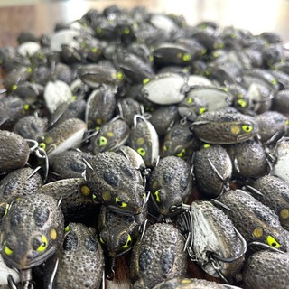 Mồi câu chuyên câu lure cóc lk
