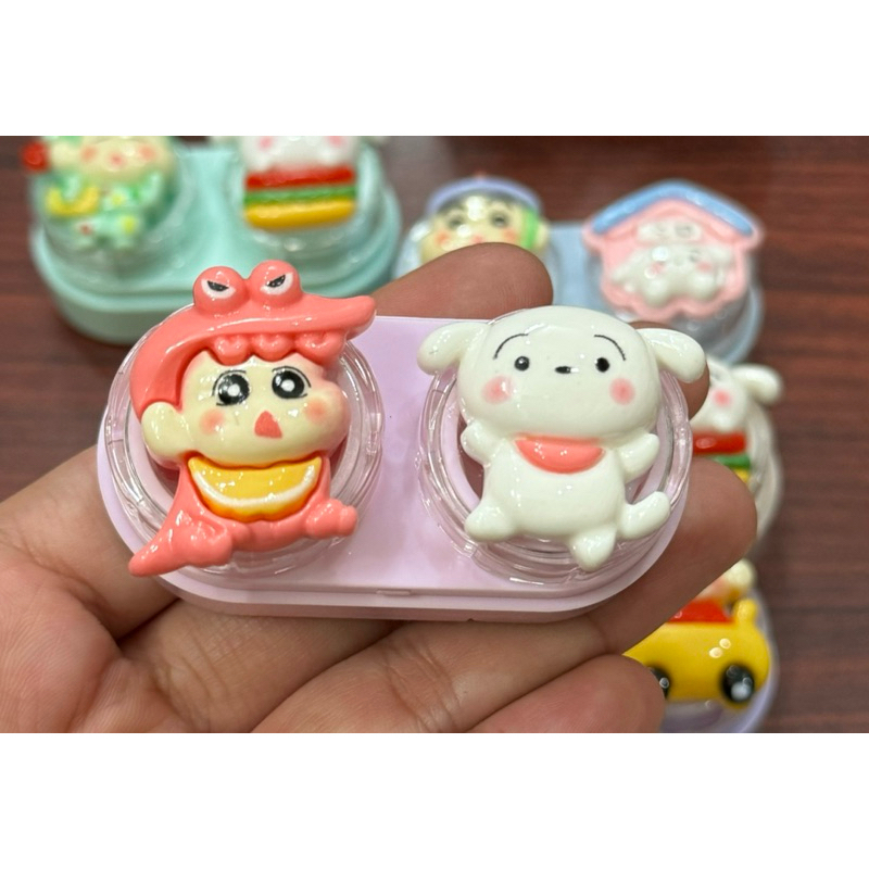khay Charm đựng lens hoạt hình Shin cậu bé bút chì Muneyes