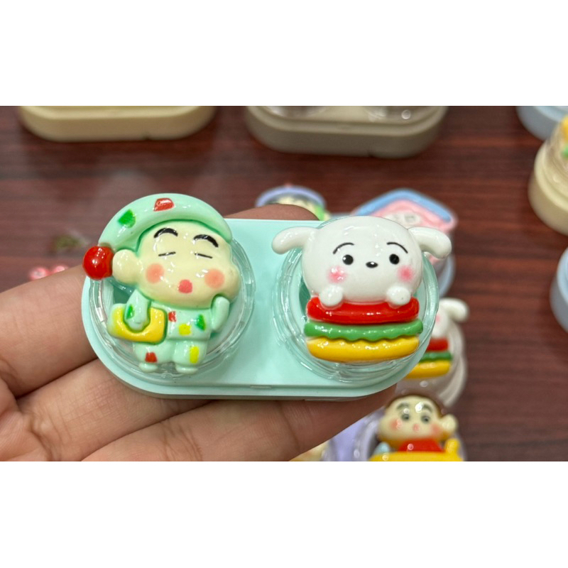 khay Charm đựng lens hoạt hình Shin cậu bé bút chì Muneyes