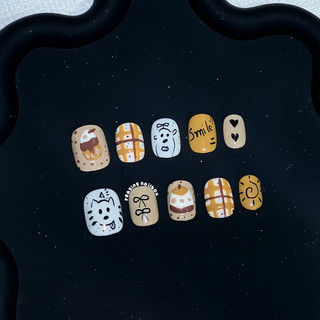 Nailbox thiết kế thủ công dễ thương form ngắn được đổi form