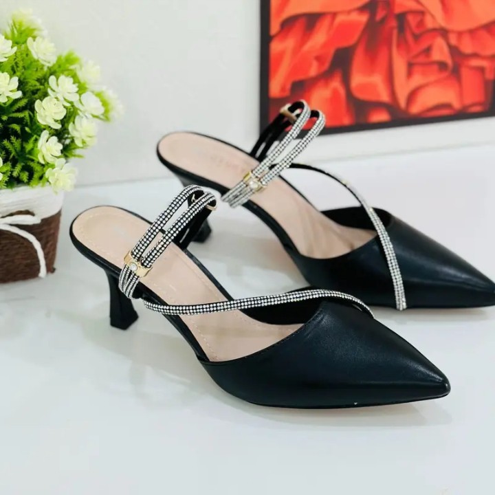 Giày cao gót 7 phân, sandal nữ bít mũi dây quai đá  hottrend mã H28