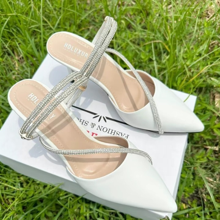 Giày cao gót 7 phân, sandal nữ bít mũi dây quai đá  hottrend mã H28