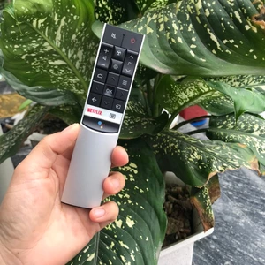Remote điều khiển tivi TCL giọng nói vỏ nhôm hàng chính hãng theo TV - Tặng kèm pin theo điều khiển