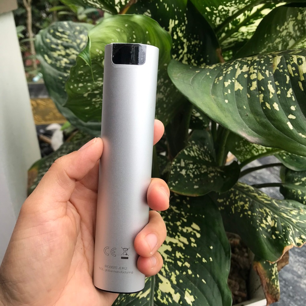 Remote điều khiển tivi TCL giọng nói vỏ nhôm hàng chính hãng theo TV - Tặng kèm pin theo điều khiển