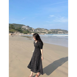 Đầm chấm bi cổ V tay phồng Nabi Dress thiết kế Ma Vie