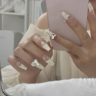 NANTY Nailbox thiết kế fen đầu móng đính đá trắng M209