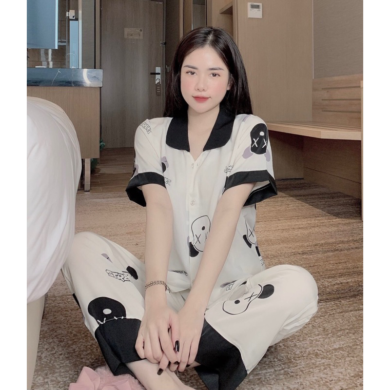 Gấu trắng sen cộc