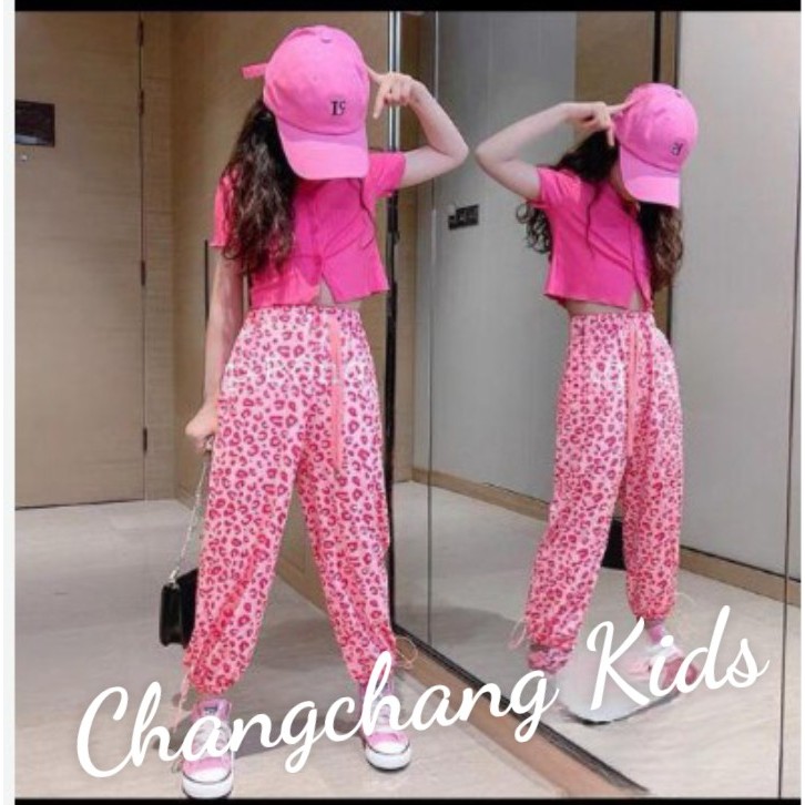 SALE SALE sét bộ thể thao quần dài áo croptop bé gái,sét bộ dance quần dài bé gái