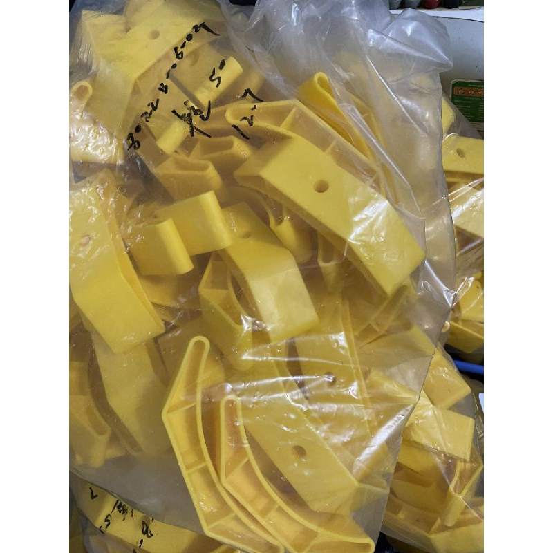 Nhựa lắp giá đỡ tạ tay,thay thế tiện dụng (lỗ tròn)