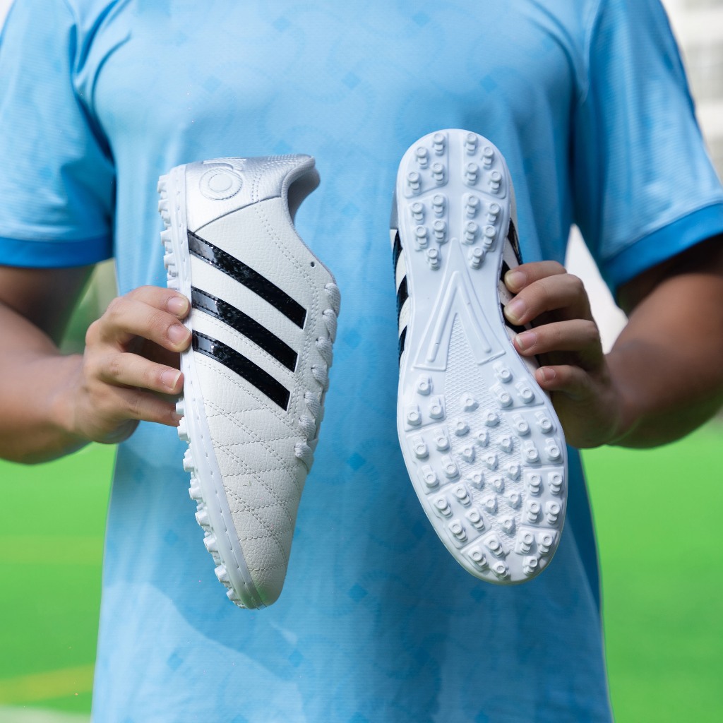 Giày Bóng Đá Wika 3 Sọc 11Pro Toni Kroos Chính Hãng Bảo Hành 3 Tháng