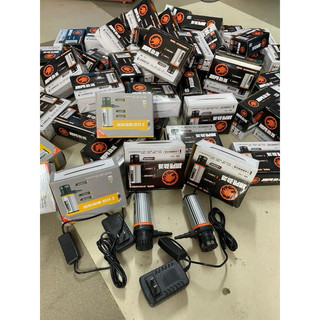 Máy bơm mini 12V dùng bơm nước cho máy cắt rãnh tường, máy xẻ đá, máy khoan rút lõi bê tông 10m, 15m