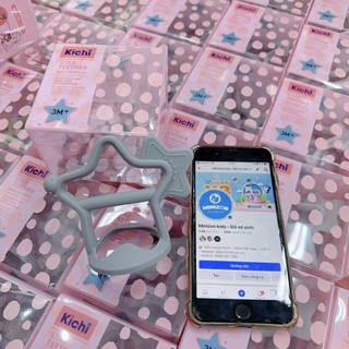 Gặm nướu Kichi hình ngôi sao, chất liệu silicon an toàn cho bé