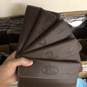 Ví Da Đựng đăng kiểm tất cả các dòng xe, Da PU cao cấp nhiều màu sắc. Đủ Logo Hãng Khắc Tên