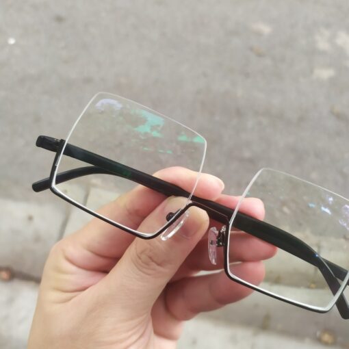 Kính cận chơi bida vk82