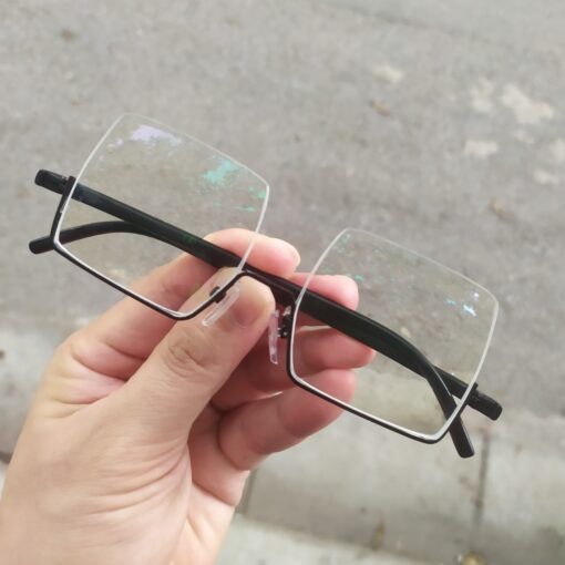 Kính cận chơi bida vk82