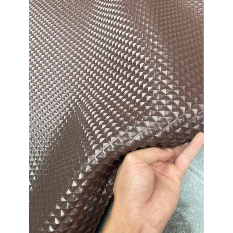 Thảm lót sàn vân kim cương cho xe tải kích thước 1.5mx60cm và 2mx60cm