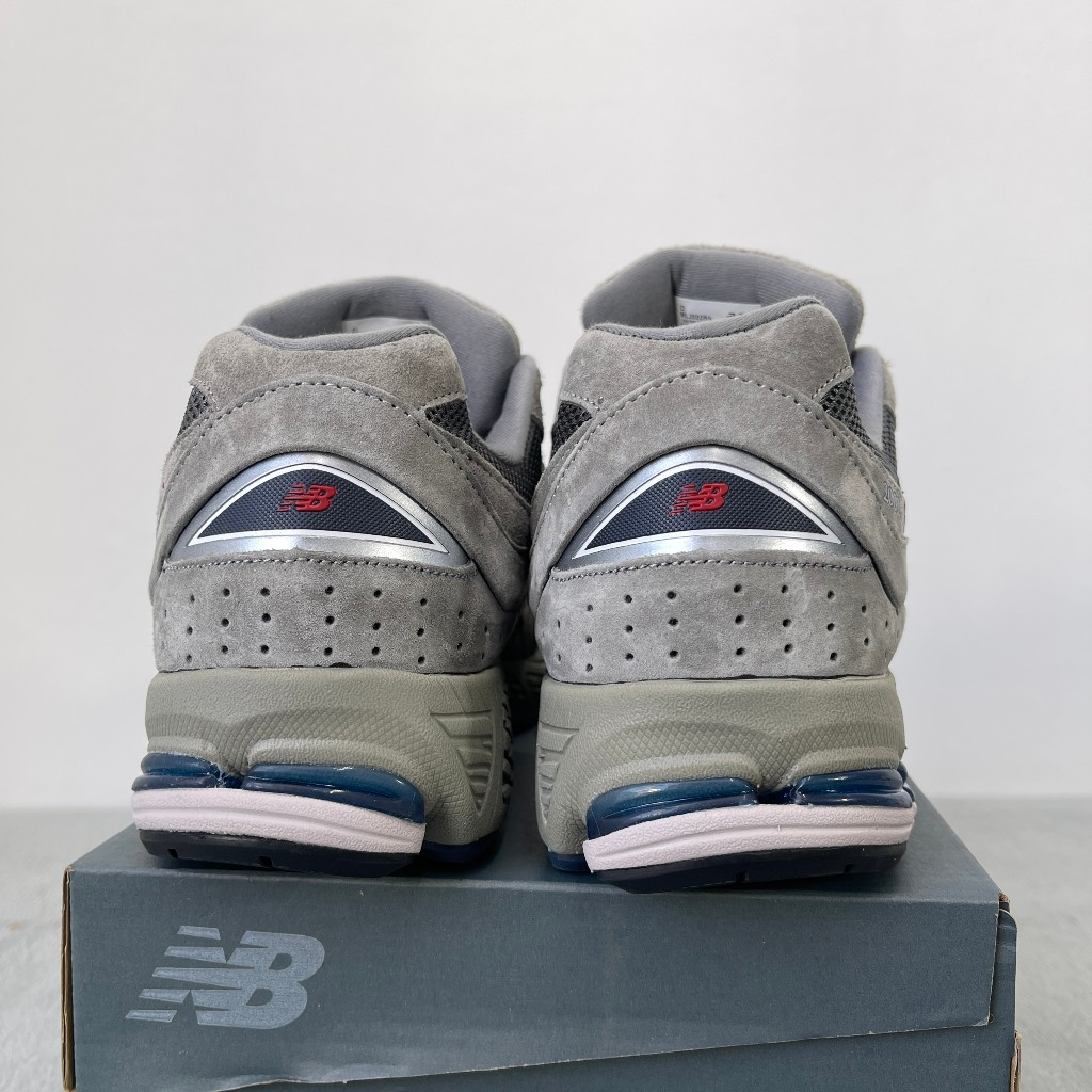 Giày New Balance 2002R Light Grey M2002RA 