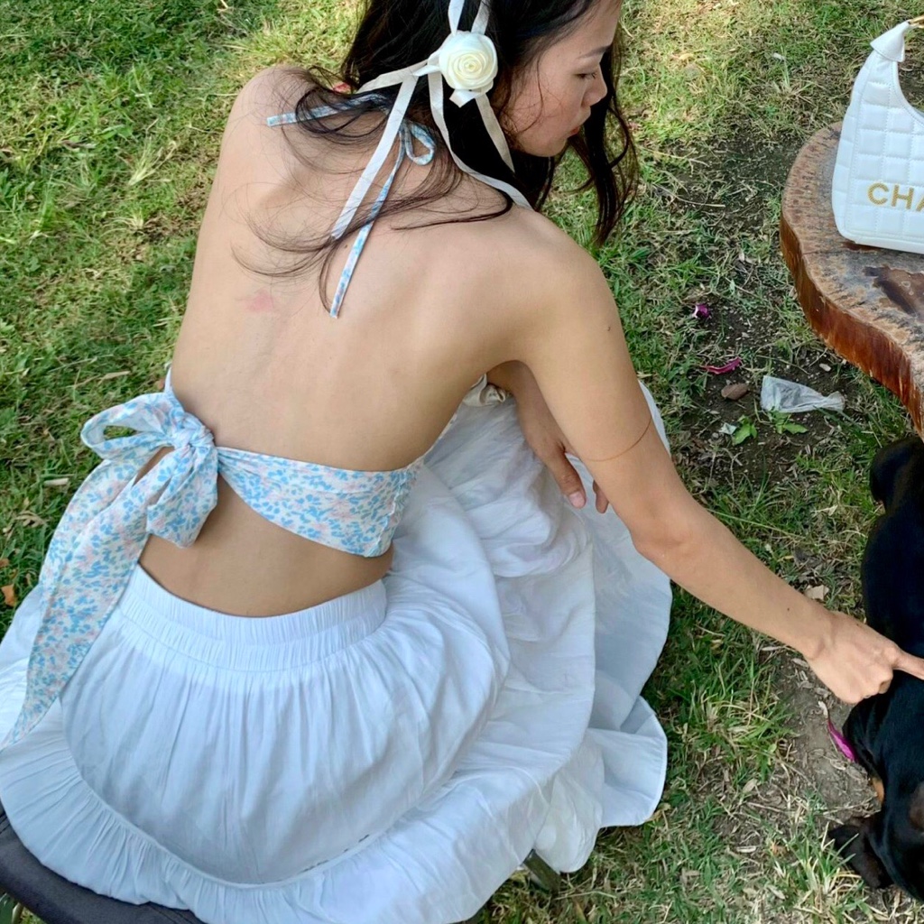 Áo yếm hoa cột dây