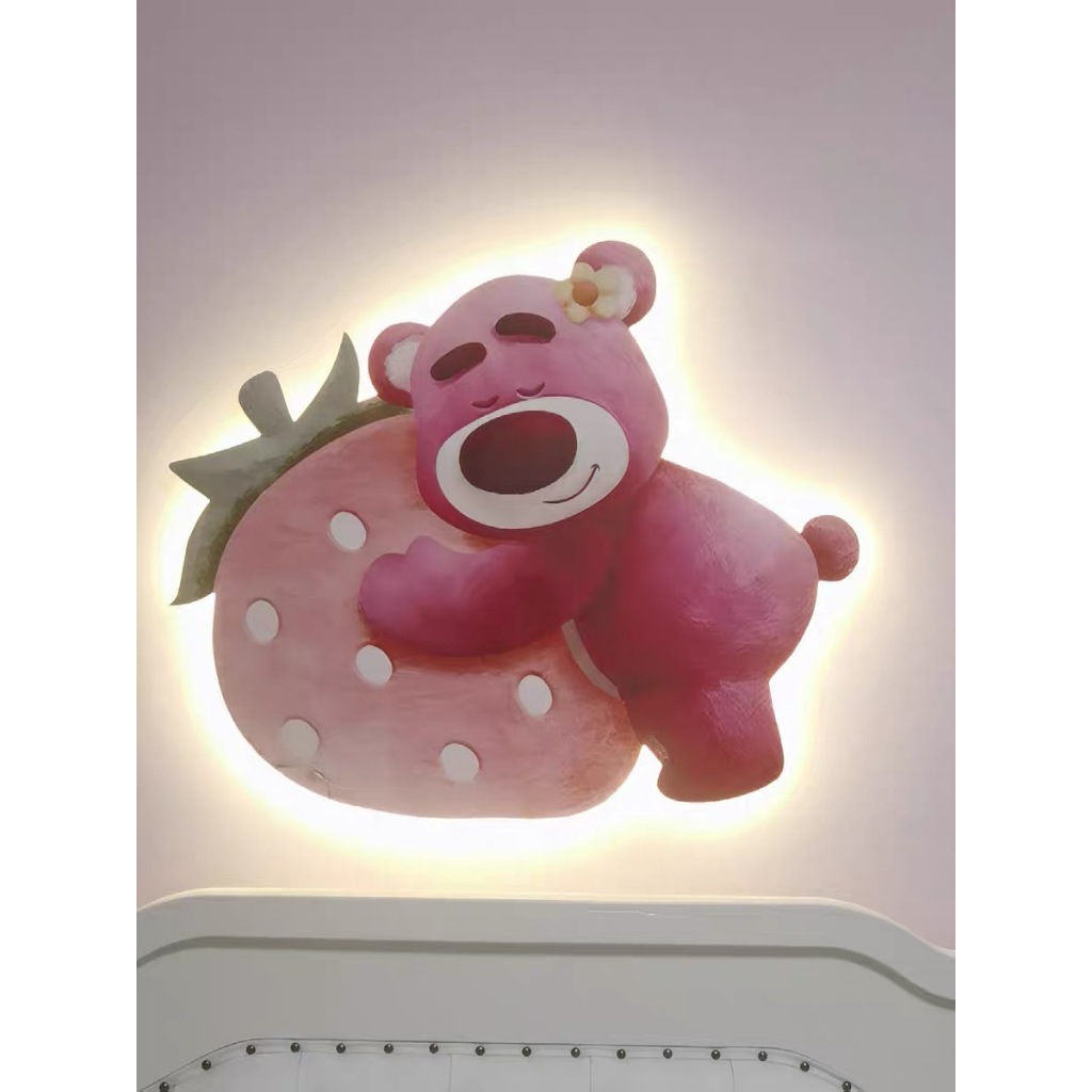 Tranh decor gấu dâu treo phòng ngủ cho bé màu hồng, đáng yêu, decor nhà trẻ, cafe kid
