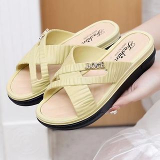 Dép đế mềm chống trượt đa năng đế dày thời trang mùa hè dành cho mẹ trung niên, dép nữ trung niên