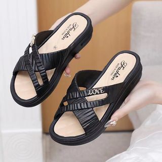 Dép đế mềm chống trượt đa năng đế dày thời trang mùa hè dành cho mẹ trung niên, dép nữ trung niên
