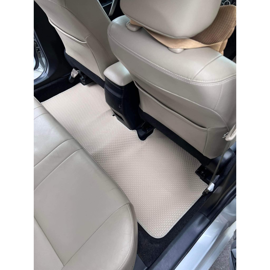 Thảm Lót Sàn Ô Tô Toyota Altis (2014 - 2021) – Khít với sàn xe, Chống trơn, Không mùi, Không ẩm mốc