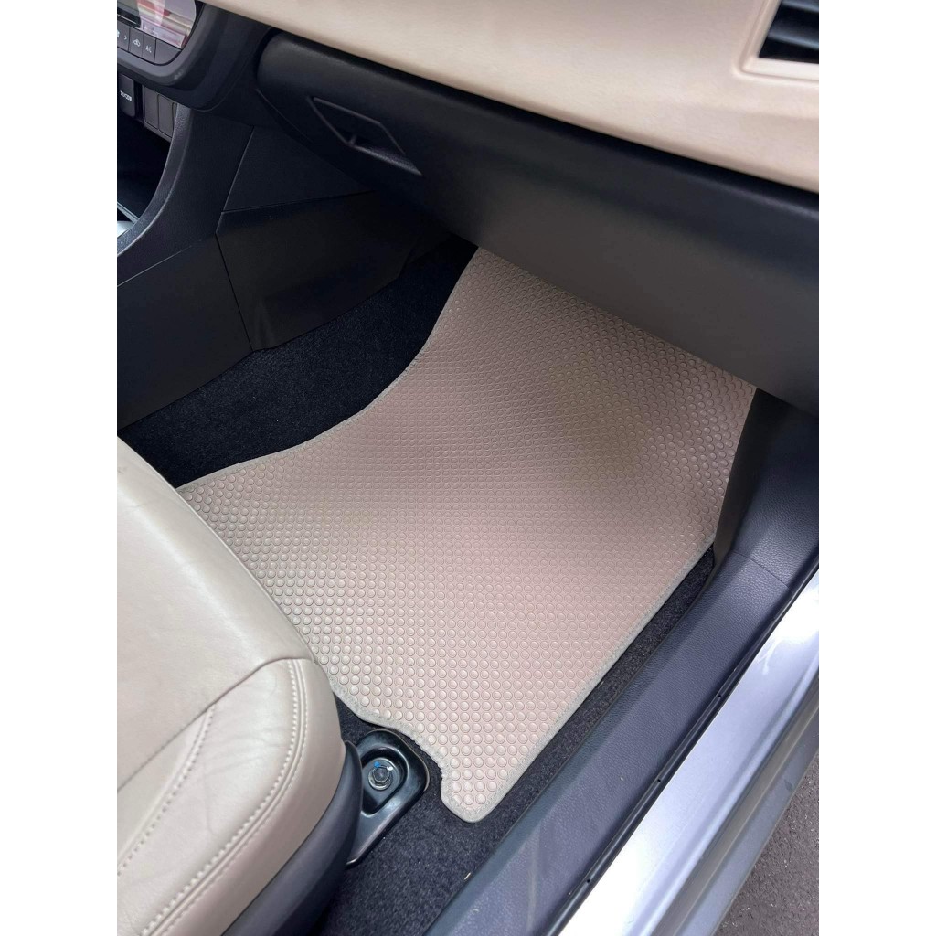 Thảm Lót Sàn Ô Tô Toyota Altis (2014 - 2021) – Khít với sàn xe, Chống trơn, Không mùi, Không ẩm mốc