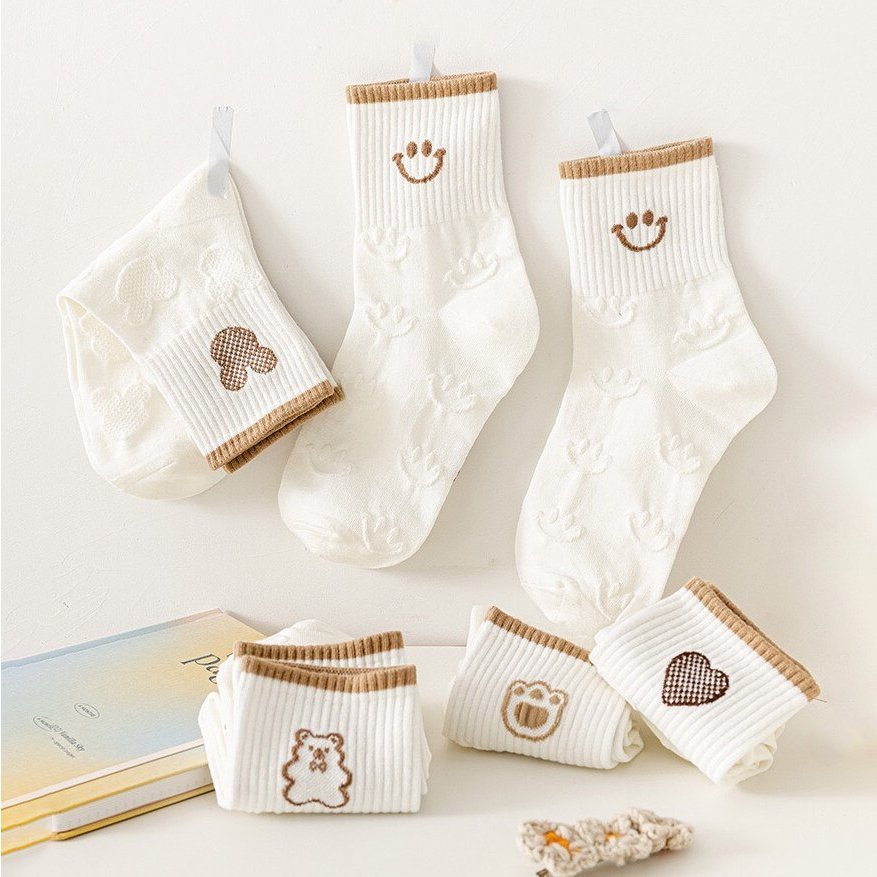 Tất vứ nữ màu trắng set 5 đôi cổ cao họa tiết thêu tinh tế, chất liệu cotton co giãn thoáng khí - Ekiu Shop