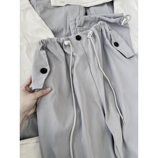Set Bộ Đồ Nữ Áo Croptop Trắng Basic Ngắn Tay Mix Quần Suông Xám Ghi Nút Đen Dây Rút Eo Freesize