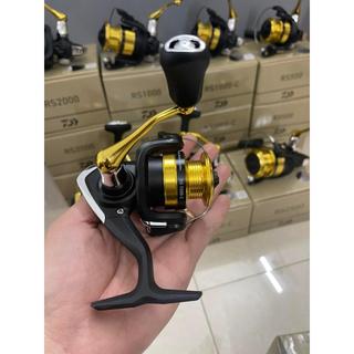[LK HÒA] [MUA 01 MÁY TẶNG 01 MỒI LURE CÁ SẮT] MÁY CÂU CÁ DAIWA RS CHUYÊN LURE - DÒNG MÁY CHÍNH HÃNG DAIWA