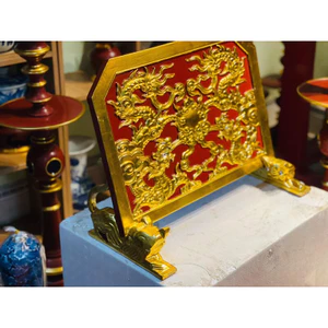 Giá Văn gỗ dổi, Sơn son thếp vàng