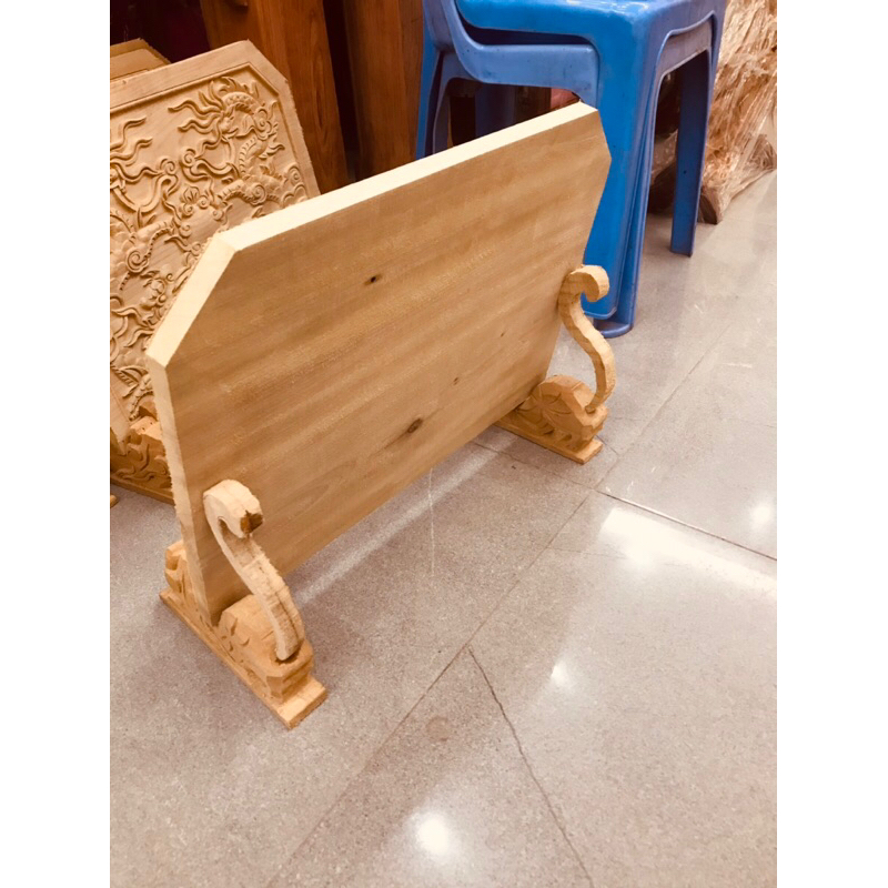 Giá Văn gỗ dổi, Sơn son thếp vàng