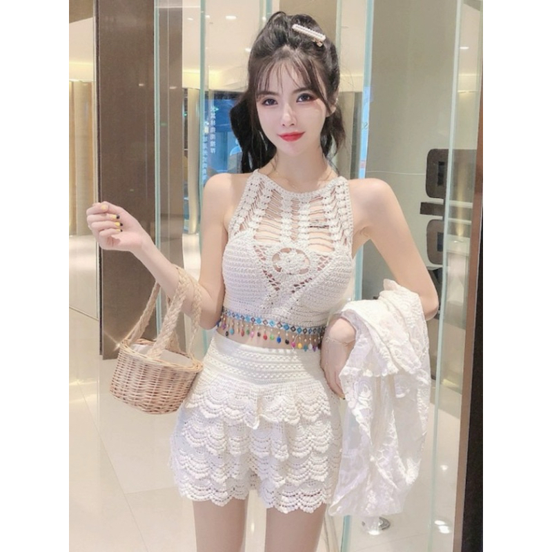HH10-Ship hoả tốc-Set bikini ren đi biển 3 món bra yếm hạt mix quần sóc tầng giả váy và khoác hoa (có tách rời)
