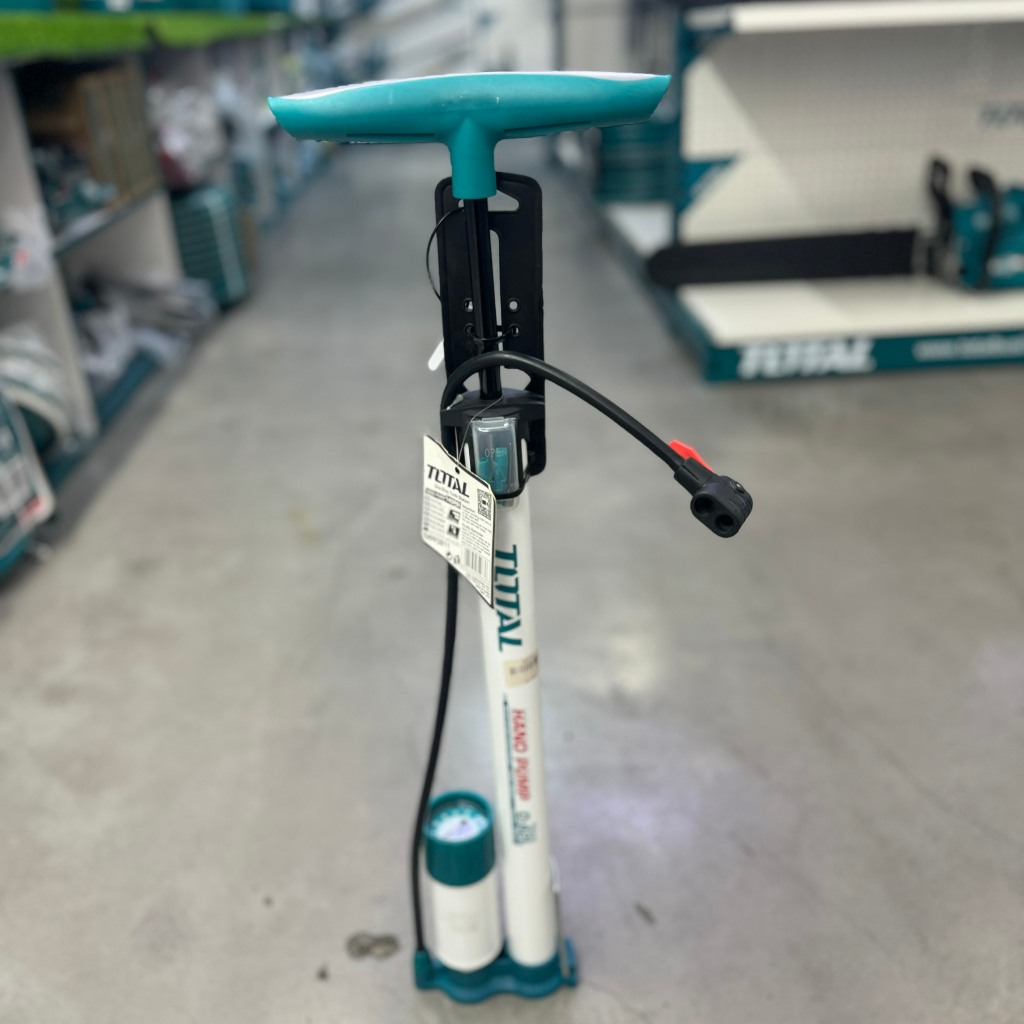 Bơm hơi dùng tay 140Psi TOTAL TMPP3811 có đồng hồ hiển thị áp suất ...