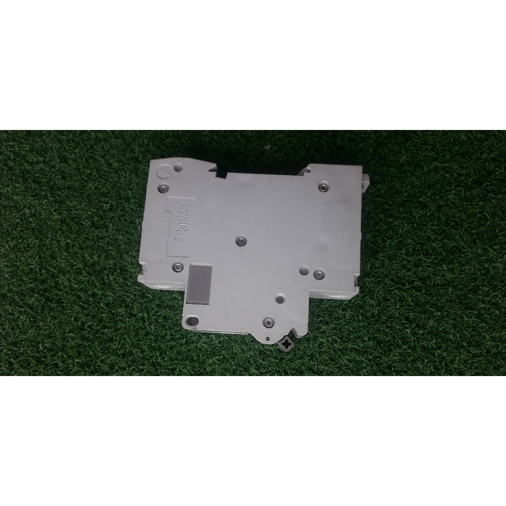 MCB Osmart OSMC32N1C1 A003152 Schneider type C32N 1P, 1A | Shopee Việt Nam